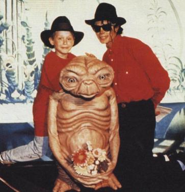 ET Michael Jackson Macaulay Culkin